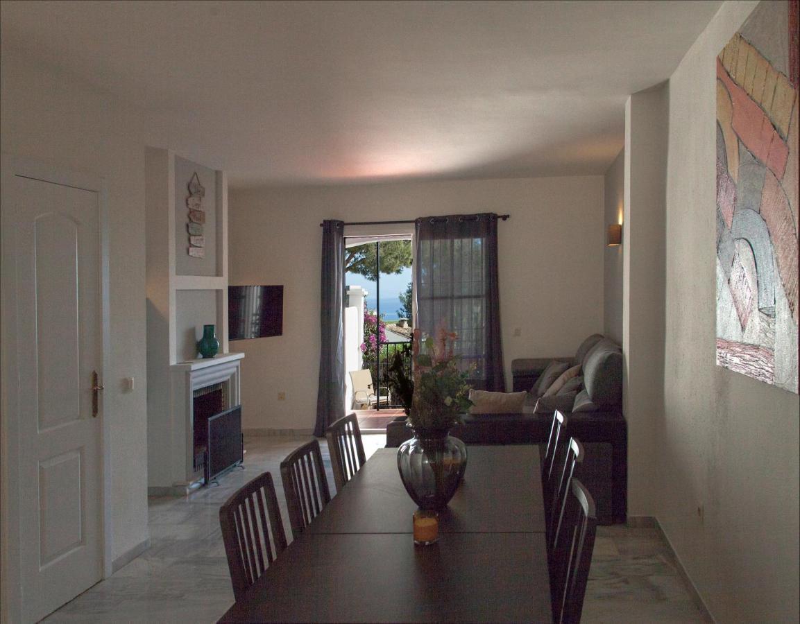 Villa Agradable Adosado Con Piscina La Hidalga Benalmádena Exterior foto